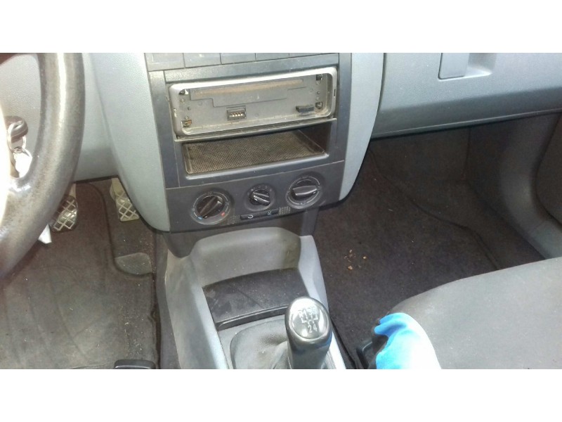 skoda fabia (6y2/6y3) del año 2002