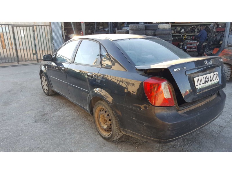 daewoo nubira berlina del año 2004