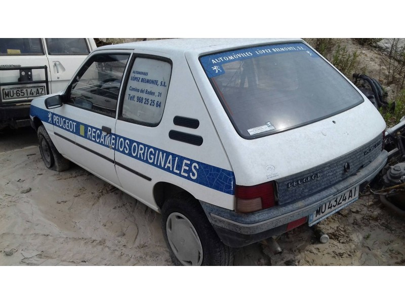 peugeot 205 berlina del año 1991