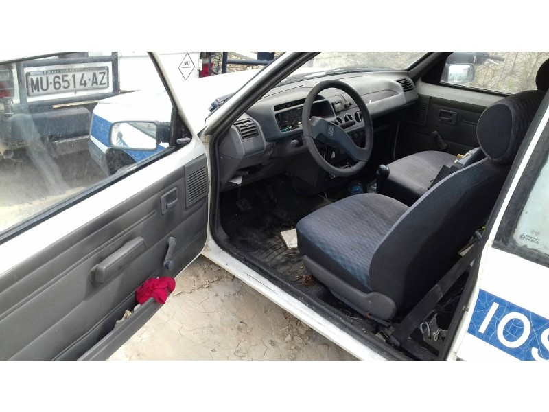 peugeot 205 berlina del año 1991