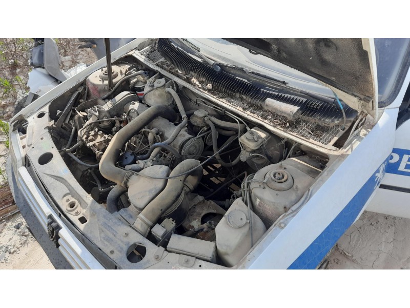 peugeot 205 berlina del año 1991