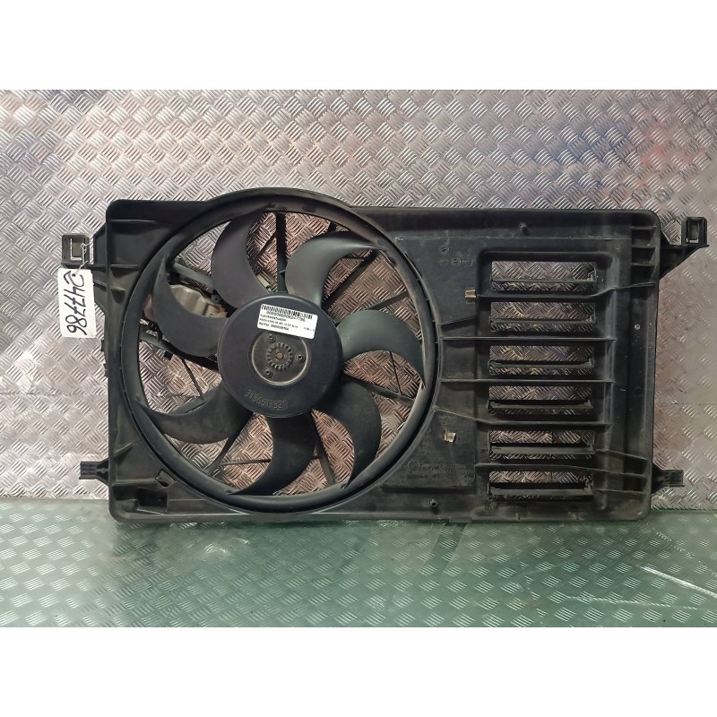 Recambio de electroventilador para mazda 3 berlina (bk) 1.6 vvt active referencia OEM IAM 3N618C607BA 0130307074 BOSCH