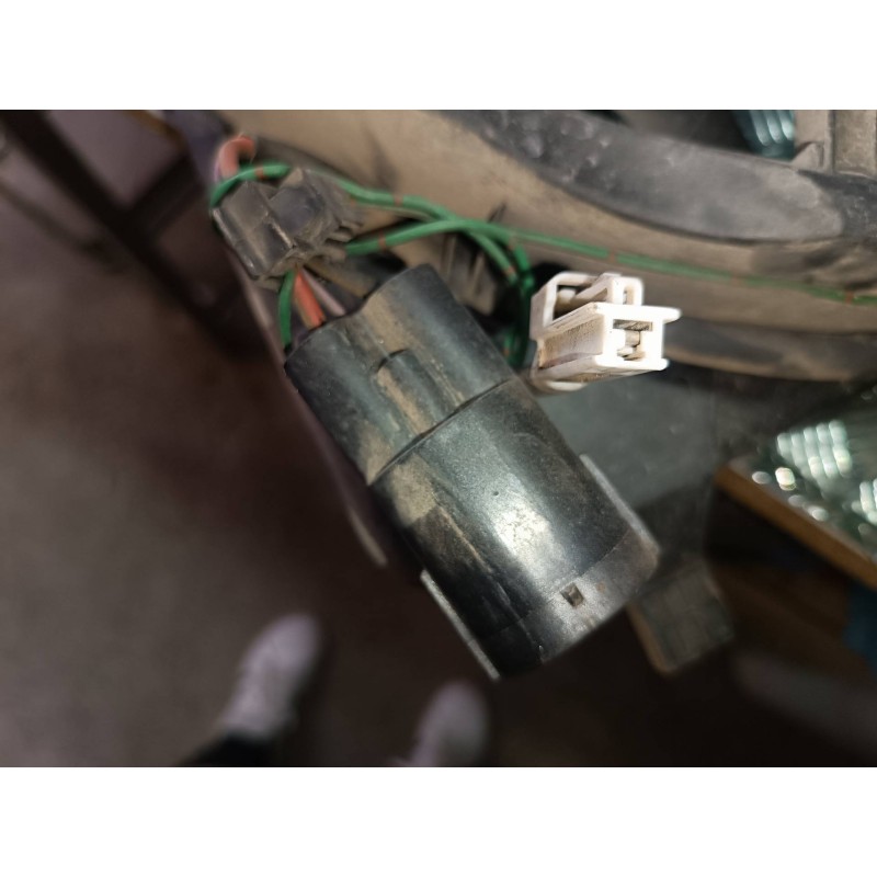 Recambio de electroventilador para mazda 3 berlina (bk) 1.6 vvt active referencia OEM IAM 3N618C607BA 0130307074 BOSCH