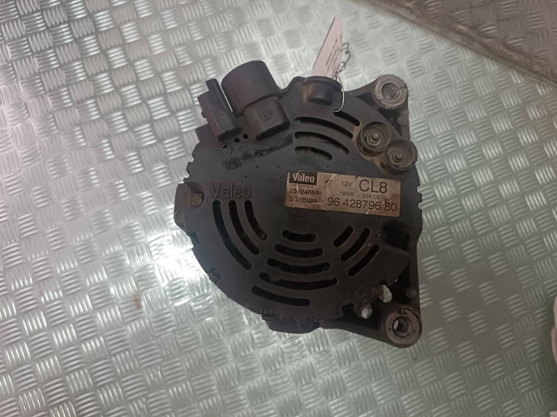 Recambio de alternador para citroen xsara picasso 1.6 sx referencia OEM IAM 9642879680 CL8 VALEO