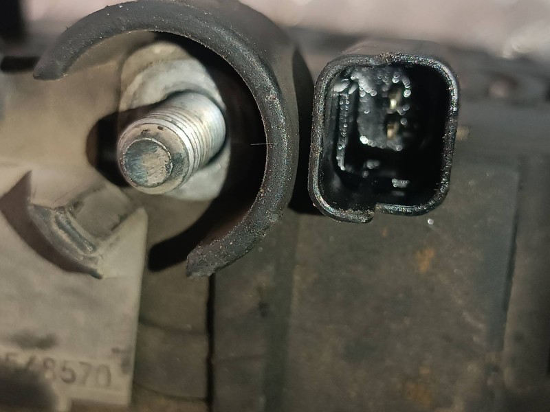 Recambio de alternador para citroen xsara picasso 1.6 sx referencia OEM IAM 9642879680 CL8 VALEO