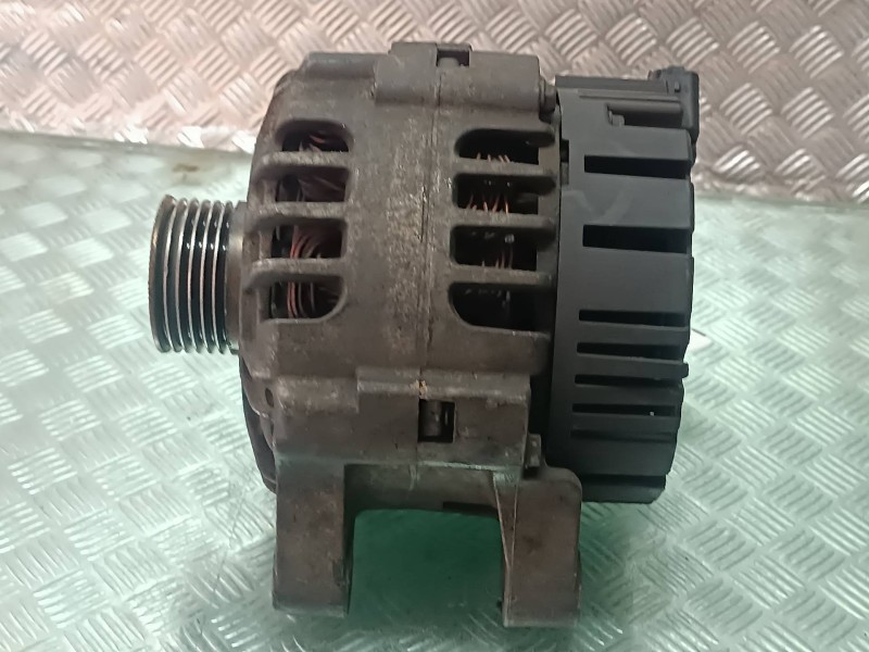 Recambio de alternador para citroen xsara picasso 1.6 sx referencia OEM IAM 9642879680 CL8 VALEO