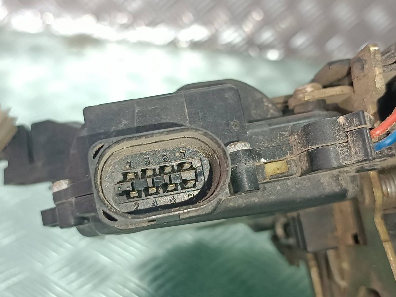 Recambio de cerradura puerta delantera derecha para seat toledo (1m2) select referencia OEM IAM   ELECTRICA