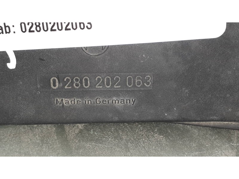 Recambio de caudalimetro para ford sierra berlina ghia referencia OEM IAM 0280202063  