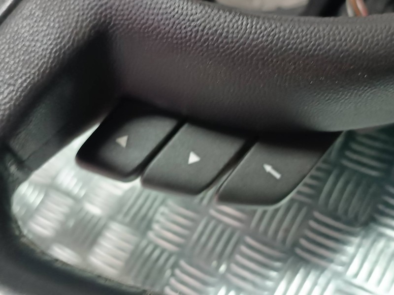 Recambio de volante para opel corsa c comfort referencia OEM IAM 9156012 S25080F PIEL