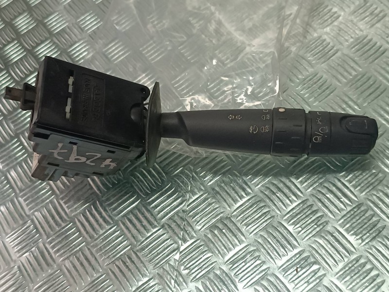 Recambio de mando luces para citroen xsara picasso 1.6 sx referencia OEM IAM 96251932ZL  