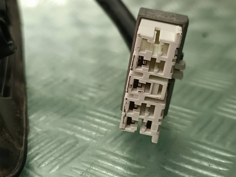 Recambio de retrovisor izquierdo para citroen xsara picasso 1.6 sx referencia OEM IAM 024442  ELECTRICO