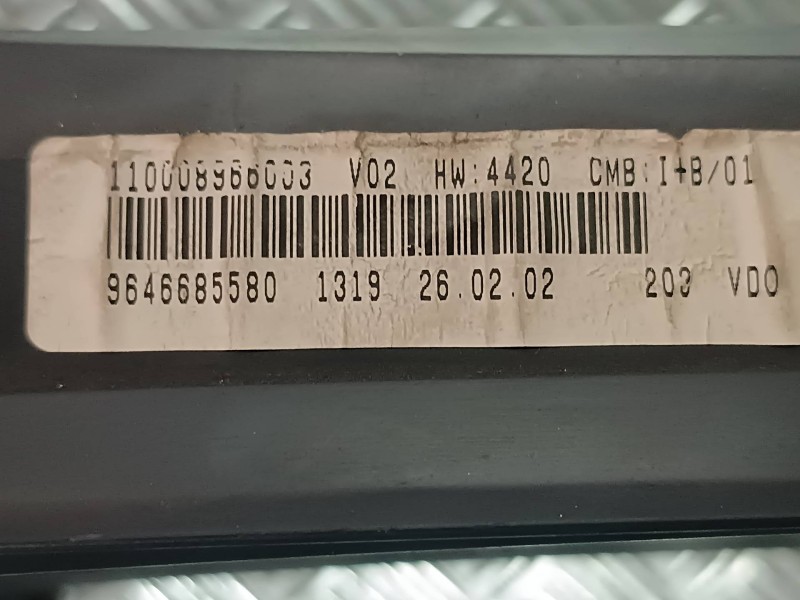 Recambio de cuadro instrumentos para citroen xsara picasso 1.6 sx referencia OEM IAM 9646685580  VDO