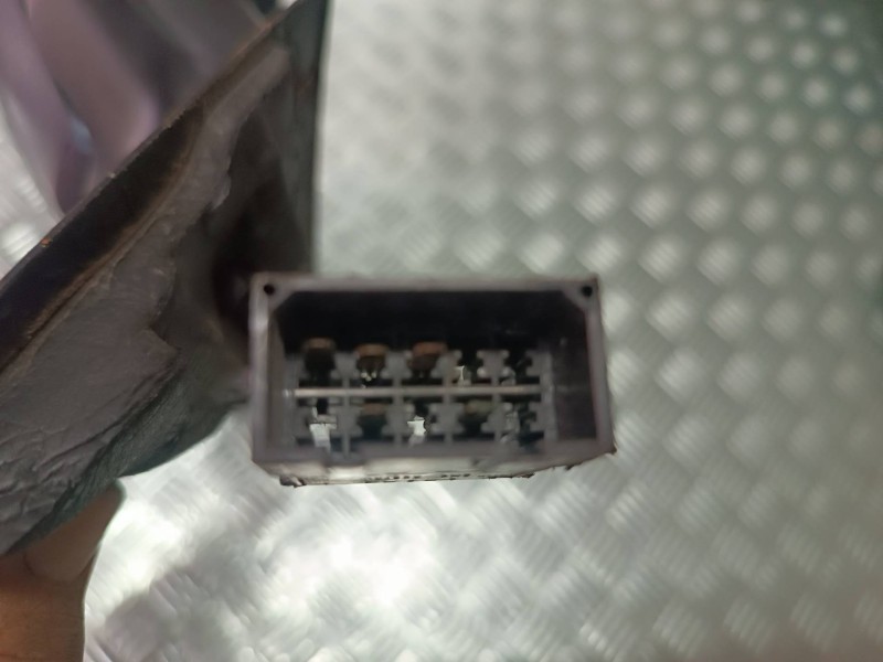 Recambio de retrovisor izquierdo para audi a4 berlina (b5) 2.5 tdi referencia OEM IAM 8D0857543 014740 ELECTRICO