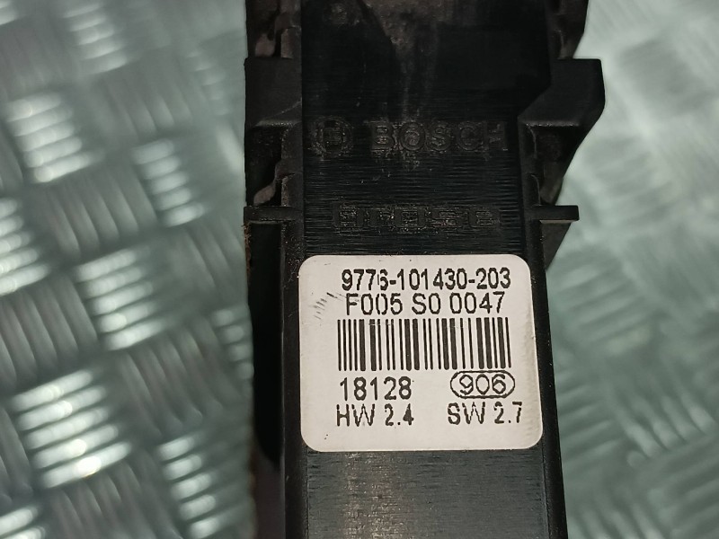 Recambio de motor elevalunas delantero izquierdo para seat leon (1m1) signo referencia OEM IAM 1J1959801C 1716287 