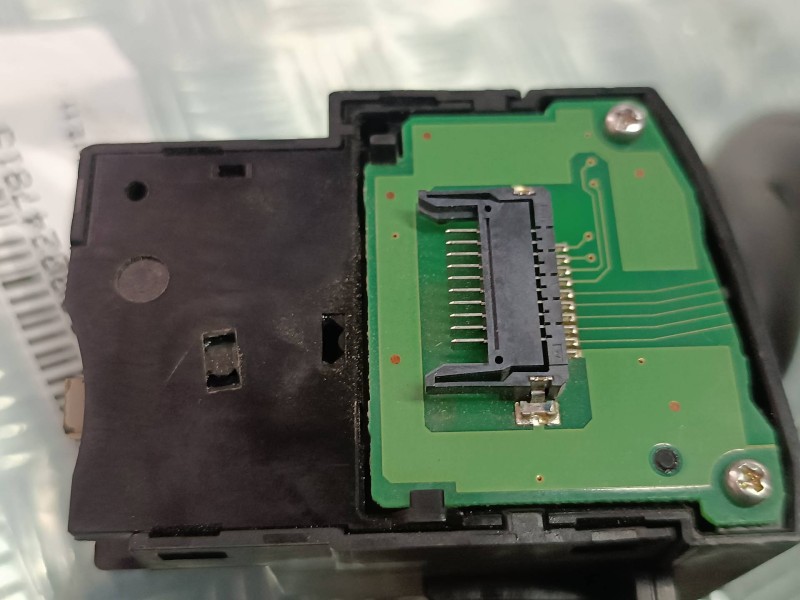 Recambio de mando intermitentes para ford c-max (cb3) ghia referencia OEM IAM AV6T13335AB  