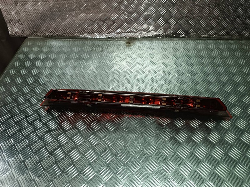 Recambio de luz central de freno para ford c-max (cb3) ghia referencia OEM IAM 7S7113A601BE 7S7113A601 