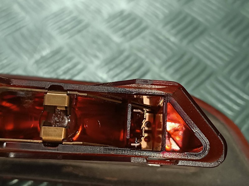 Recambio de luz central de freno para ford c-max (cb3) ghia referencia OEM IAM 7S7113A601BE 7S7113A601 