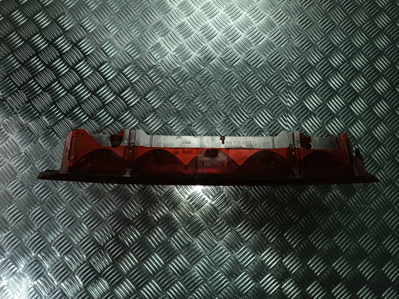 Recambio de luz central de freno para ford c-max (cb3) ghia referencia OEM IAM 7S7113A601BE 7S7113A601 