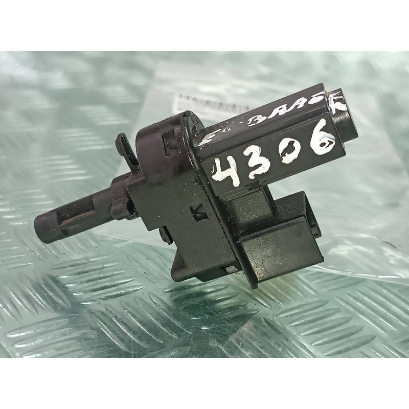 Recambio de sensor para ford c-max (cb3) ghia referencia OEM IAM 4M5T7C534AA CONECTOR 2 PINES EMBRAGE