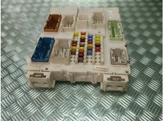 Recambio de caja reles / fusibles para ford c-max (cb3) ghia referencia OEM IAM BV6N14A073BN  FOMOCO 2