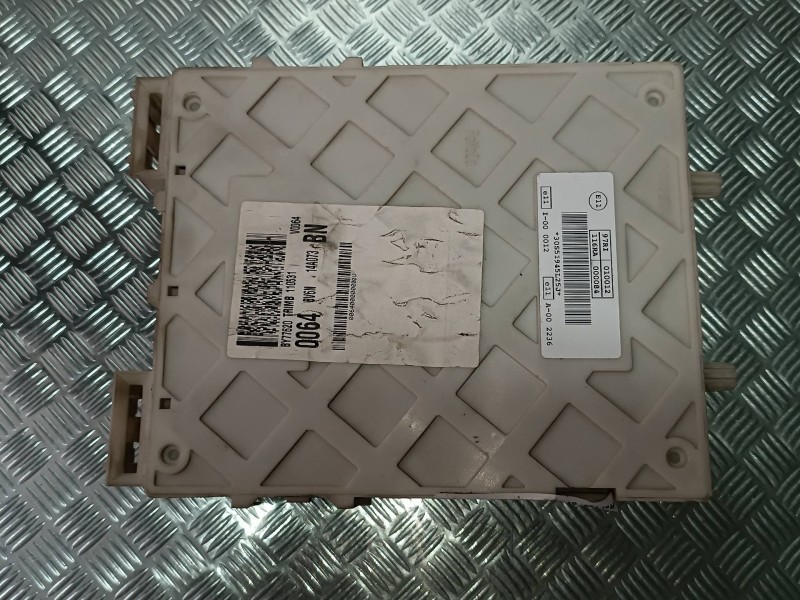 Recambio de caja reles / fusibles para ford c-max (cb3) ghia referencia OEM IAM BV6N14A073BN  FOMOCO