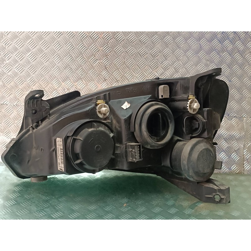 Recambio de faro derecho para opel corsa c comfort referencia OEM IAM 09114330 89302121 VALEO