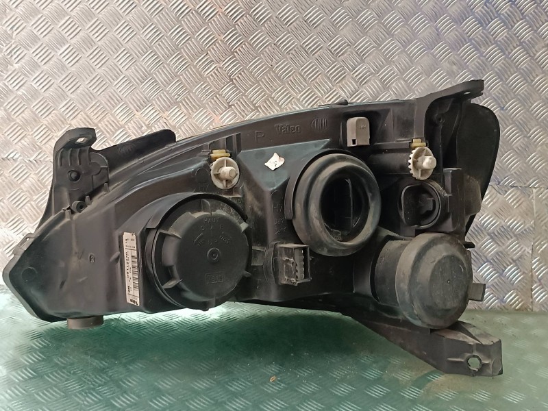 Recambio de faro derecho para opel corsa c comfort referencia OEM IAM 09114330 89302121 VALEO