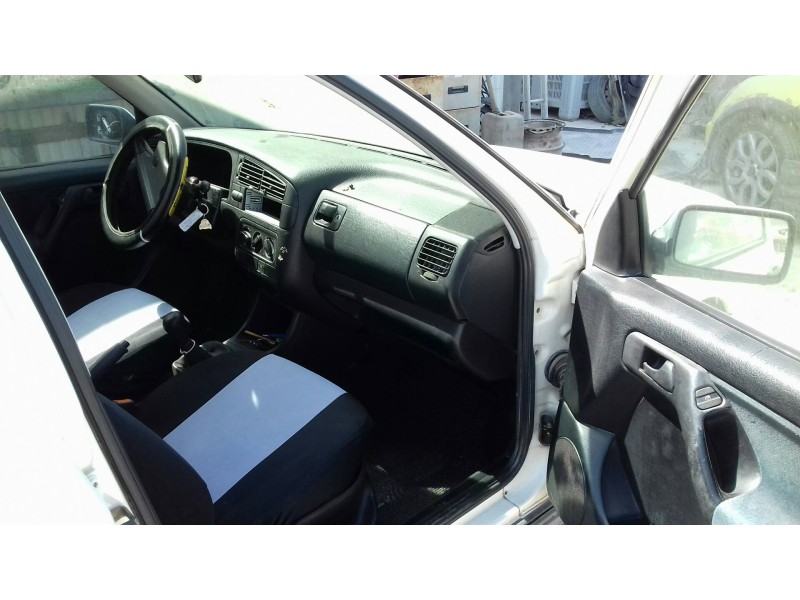 volkswagen golf iii berlina (1h1) del año 1996