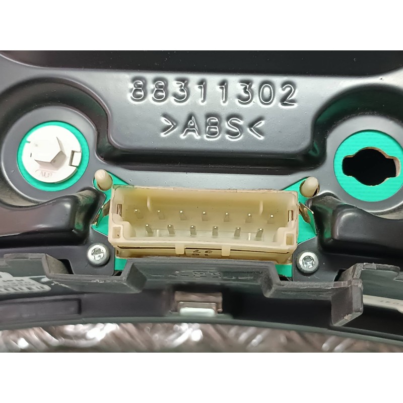 Recambio de cuadro instrumentos para opel corsa c comfort referencia OEM IAM 09166814FL 110008988009 VDO