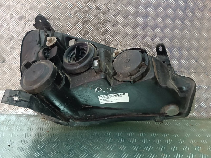 Recambio de faro izquierdo para opel corsa c comfort referencia OEM IAM 09114320 89302111 VALEO