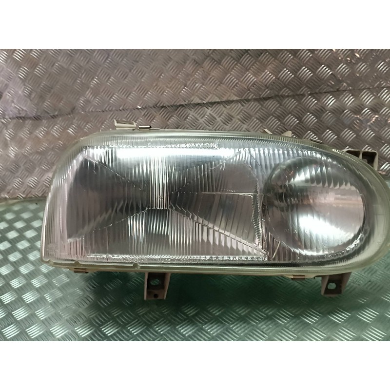 Recambio de faro derecho para volkswagen golf iii berlina (1h1) cl referencia OEM IAM 13918000R 13917400R 