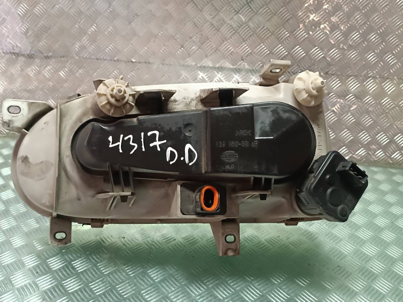 Recambio de faro derecho para volkswagen golf iii berlina (1h1) cl referencia OEM IAM 13918000R 13917400R 