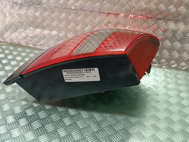 Recambio de piloto trasero izquierdo para audi a4 berlina (b5) 2.5 tdi referencia OEM IAM   