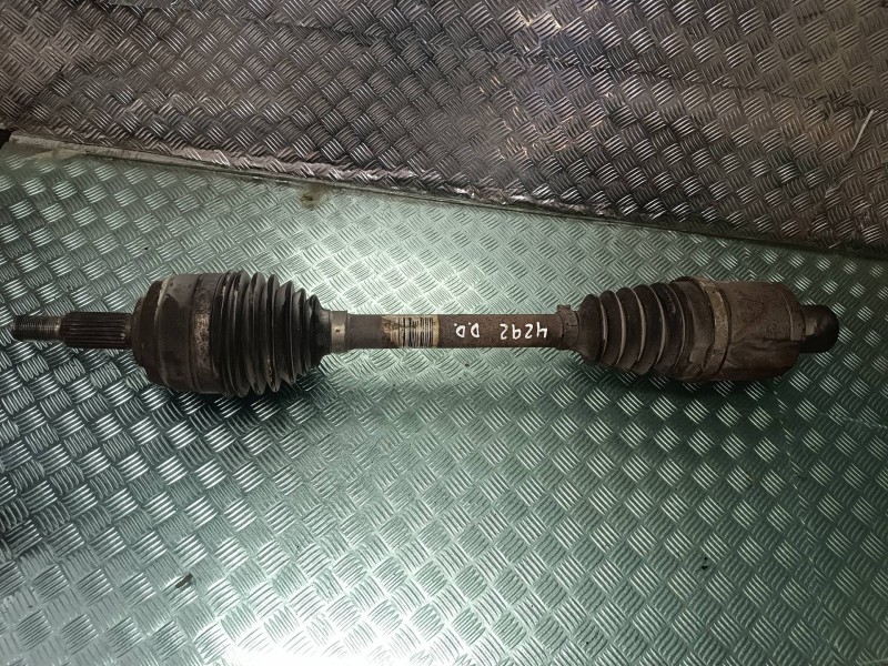 Recambio de transmision delantera derecha para dacia duster ambiance 4x2 referencia OEM IAM 391009882R  