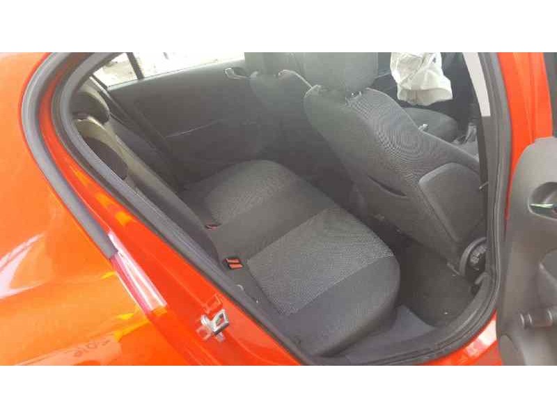 opel corsa d del año 2009