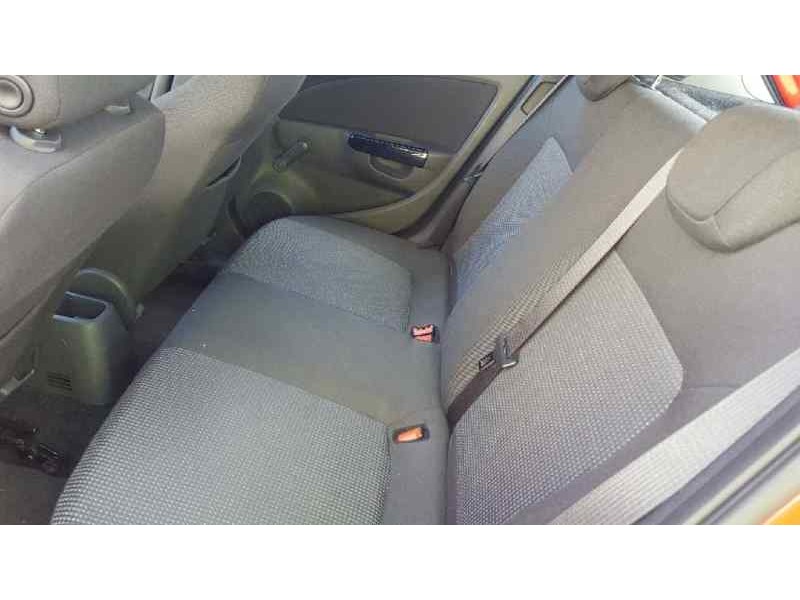 opel corsa d del año 2009