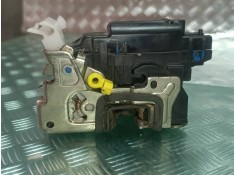 Recambio de cerradura puerta delantera izquierda para dacia duster ambiance 4x2 referencia OEM IAM 805038137R 3717B ELECTRICA 2