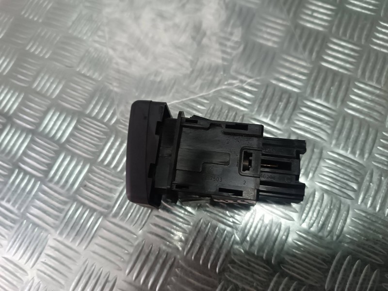 Recambio de warning para mazda 3 berlina (bk) 1.6 vvt active referencia OEM IAM BP4K664H0 03750330 4 PINES