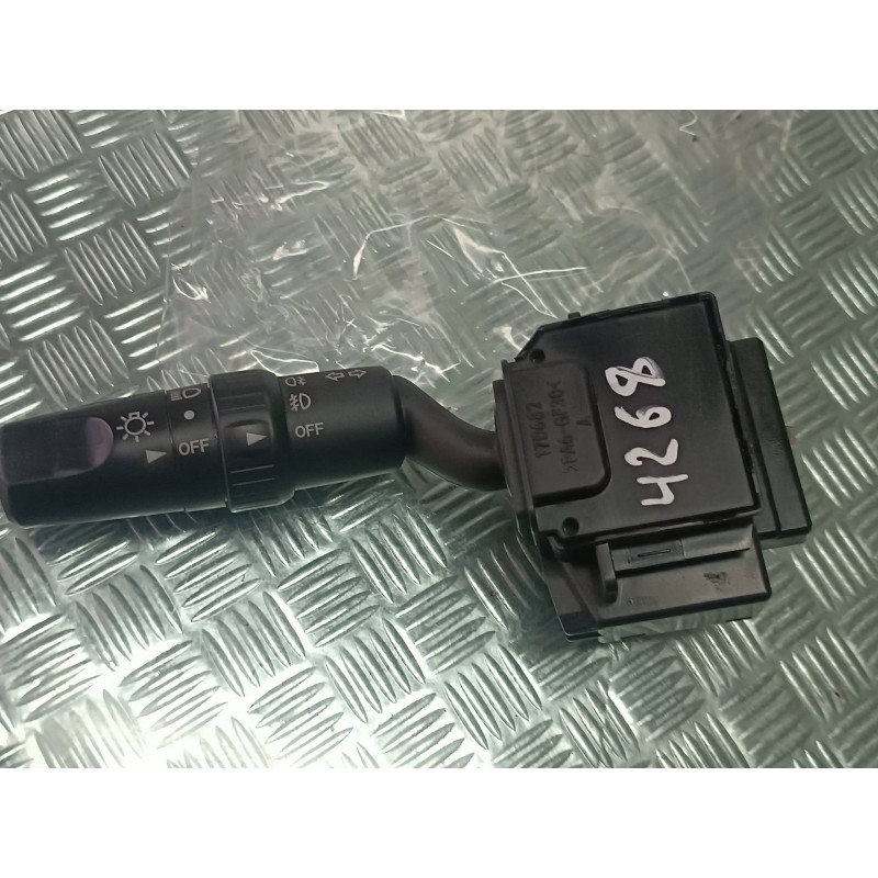 Recambio de mando luces para mazda 3 berlina (bk) 1.6 vvt active referencia OEM IAM 17D682  CONECTOR 11 PINES