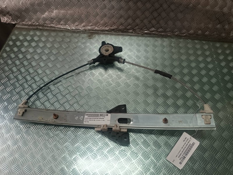 Recambio de elevalunas delantero derecho para mazda 6 berlina (gg) 1.8 active (4-ptas.) referencia OEM IAM   ELECTRICO
