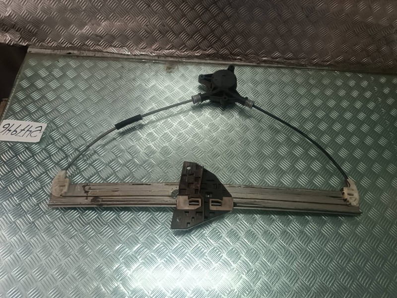 Recambio de elevalunas delantero derecho para mazda 6 berlina (gg) 1.8 active (4-ptas.) referencia OEM IAM   ELECTRICO