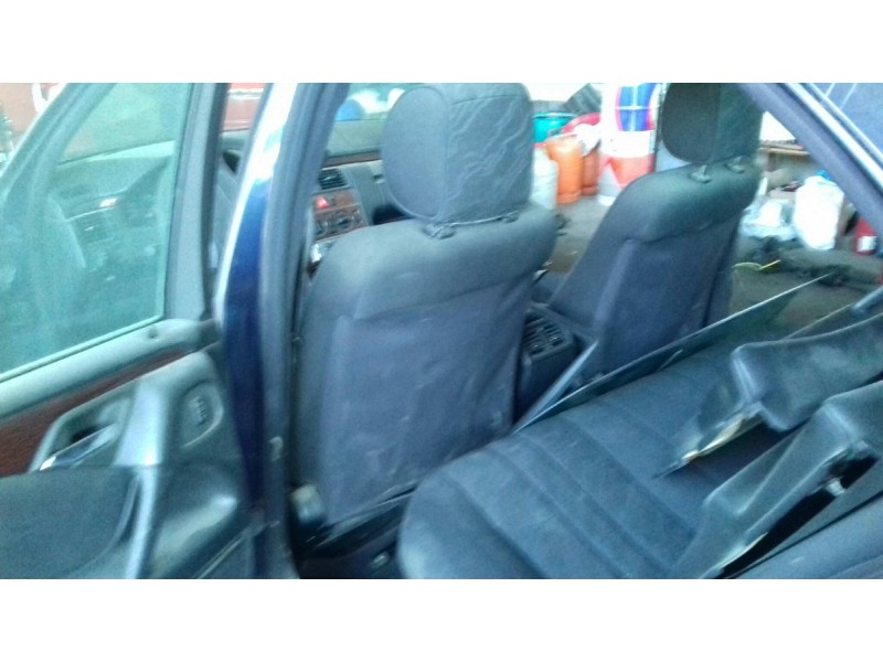 mercedes-benz clase e (w210) berlina del año 1996