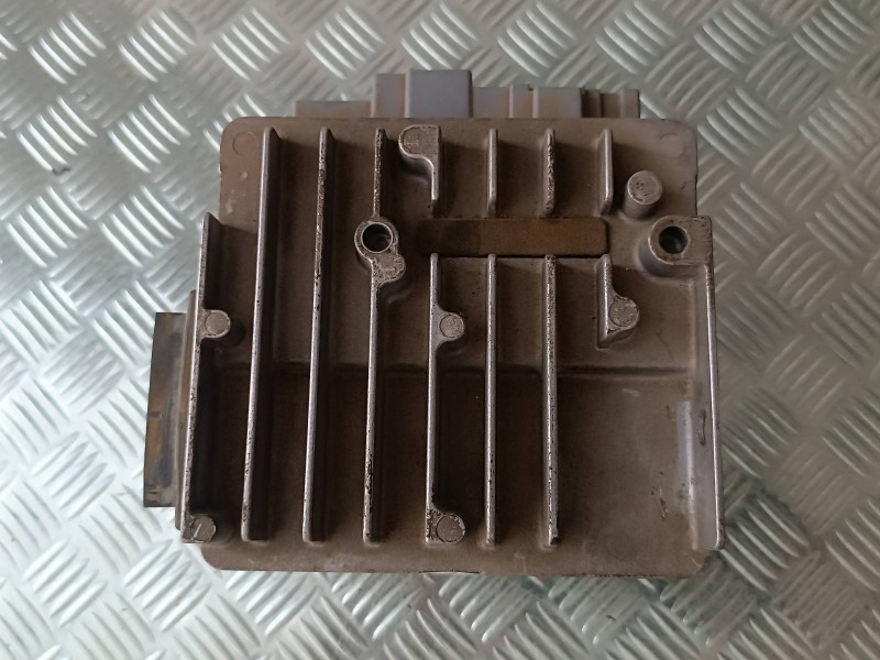 Recambio de modulo electronico para fiat punto berlina (188) 1.2 8v referencia OEM IAM 2609923203A 2609923303A 9232