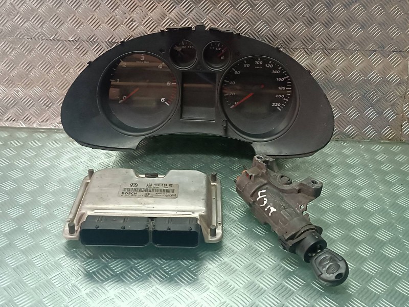 Recambio de centralita motor uce para seat ibiza (6l1) cool referencia OEM IAM 038906019HT W06L0920801A KIT - BOSCH