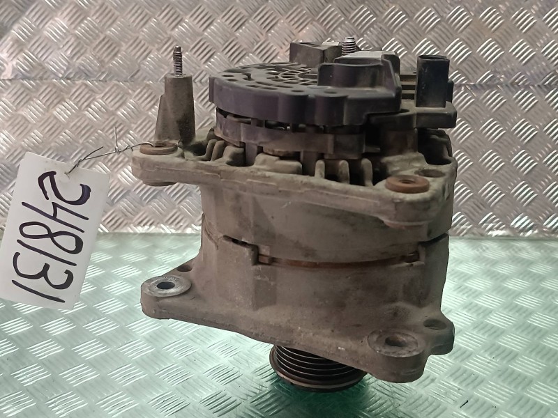 Recambio de alternador para seat ibiza (6l1) cool referencia OEM IAM 038903023L 0124325001 90A