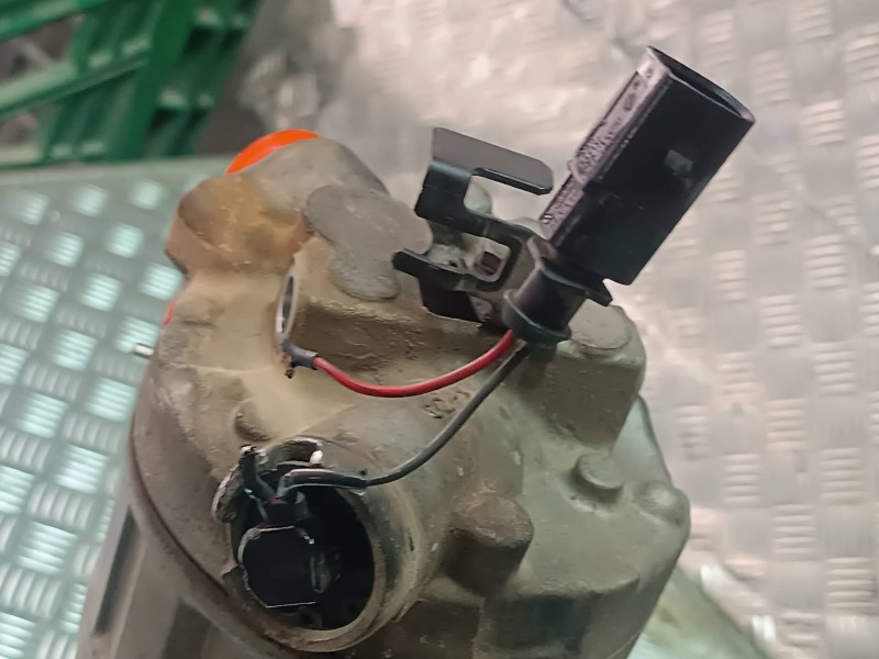 Recambio de compresor aire acondicionado para seat ibiza (6l1) cool referencia OEM IAM 6Q08208030 4472208127 DENSO