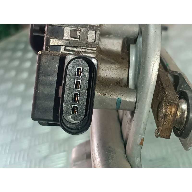 Recambio de motor limpia delantero para volkswagen golf v berlina (1k1) highline referencia OEM IAM 3B1955113C 0390241505 BOSCH