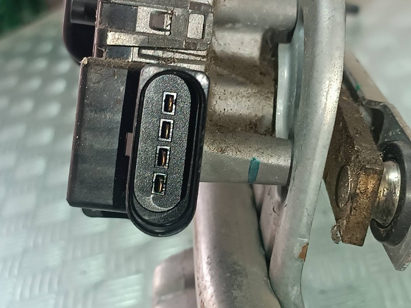 Recambio de motor limpia delantero para volkswagen golf v berlina (1k1) highline referencia OEM IAM 3B1955113C 0390241505 BOSCH