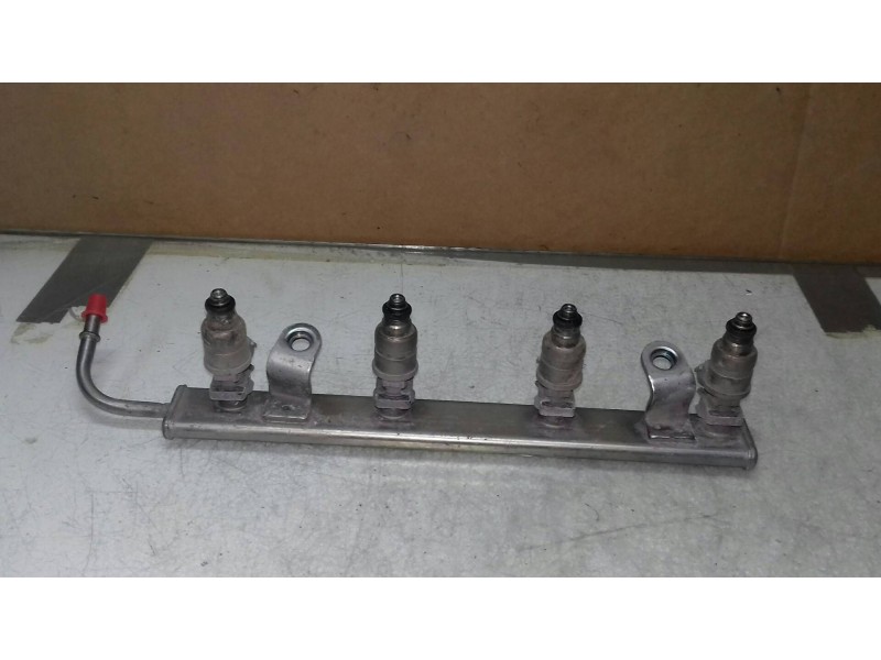 Recambio de rampa inyectora para mitsubishi colt cabrio czc instyle referencia OEM IAM   