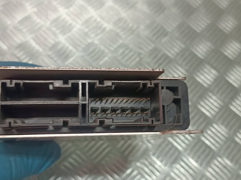 Recambio de centralita airbag para fiat punto berlina (188) 1.2 8v referencia OEM IAM 46758762 331155 TRW